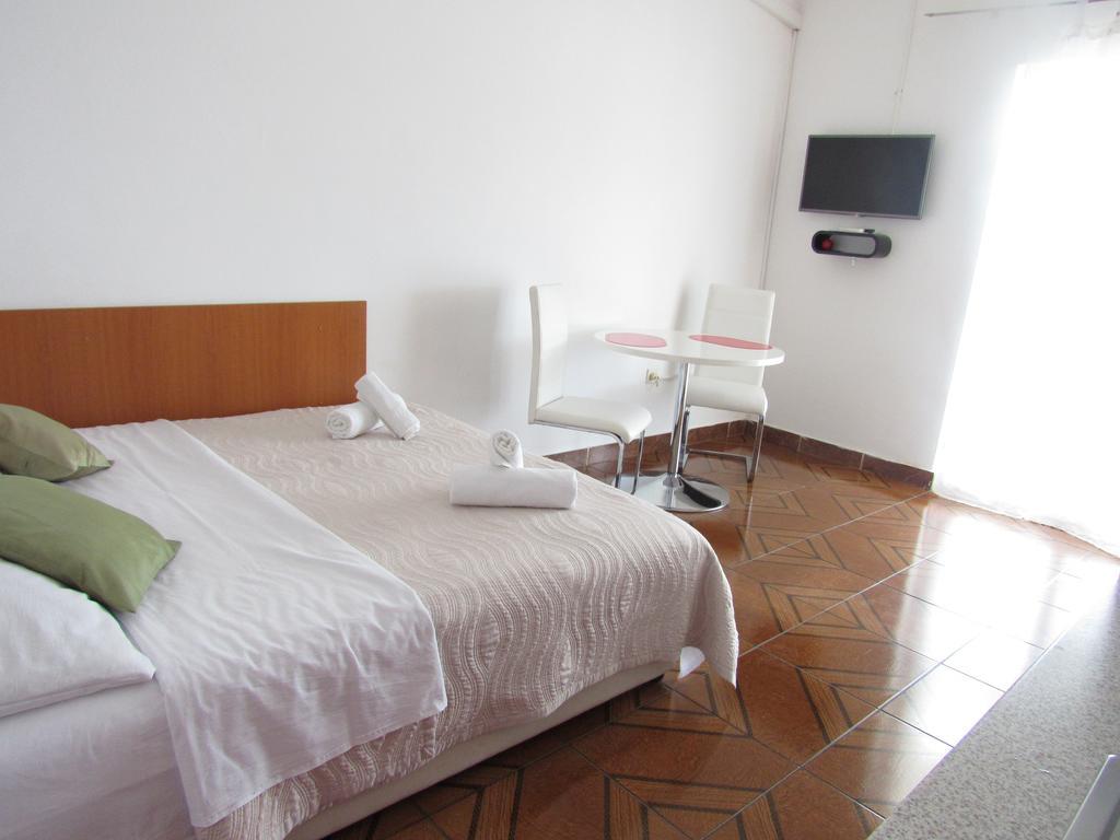 Renjak Apartment