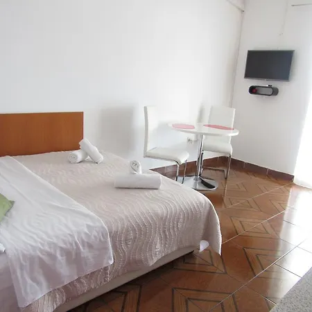 Apartments Renjak Sukosan Room photo